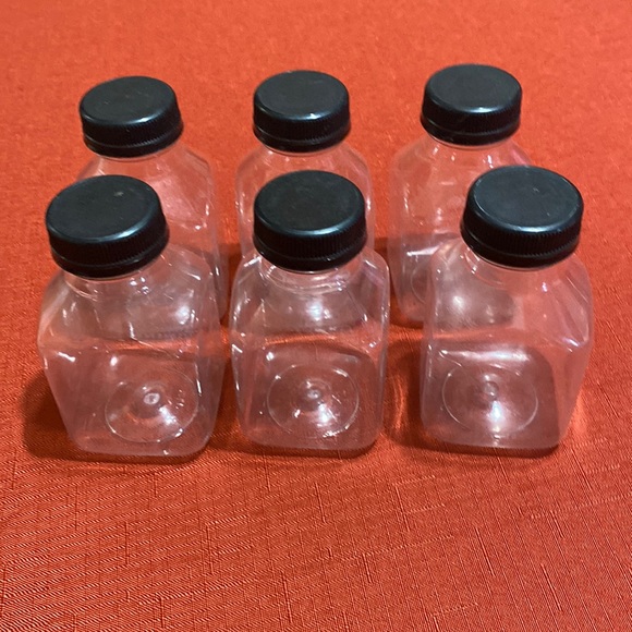 Meal Prep Mini Water or Juice Bottles Plastic - Picture 1 of 3